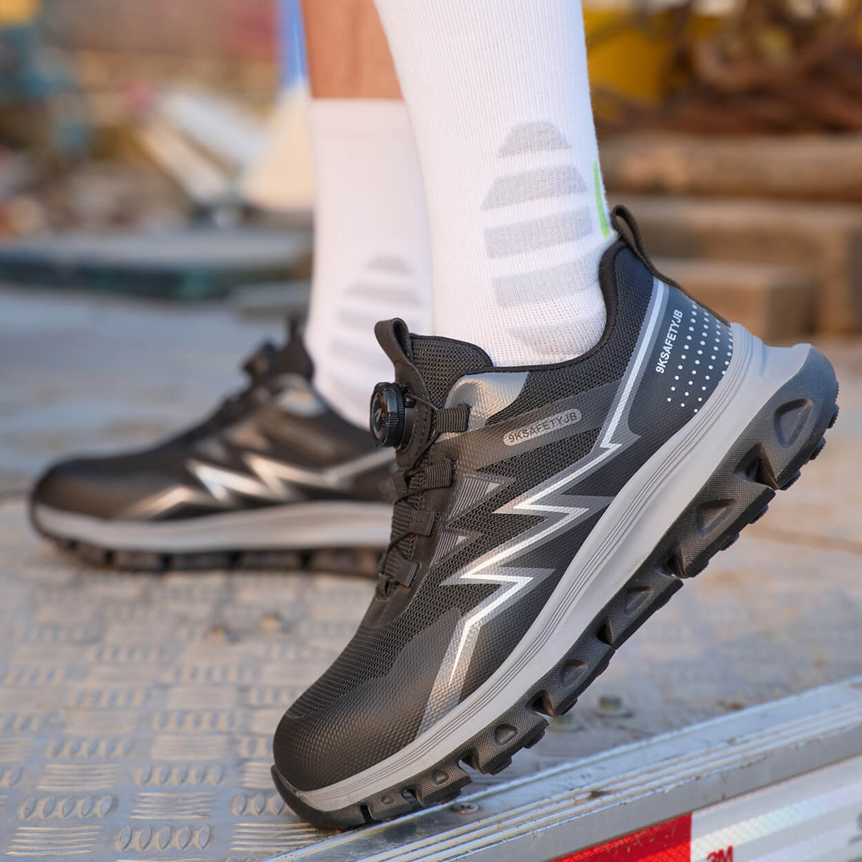 TrailGuard Pro Steel Toe Work Sneakers Black - Image 2