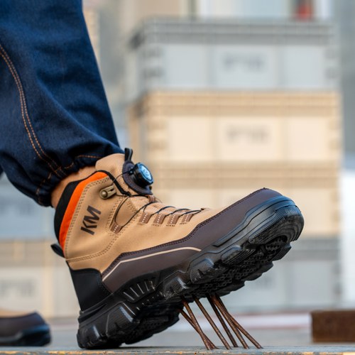 PUNCTURE-RESISTANT MIDSOLE