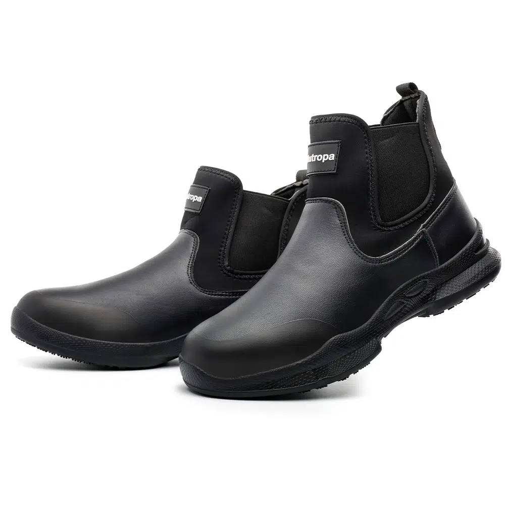 Waterproof Non Slip Chef Shoes for Kitchen Work Black - Image 3