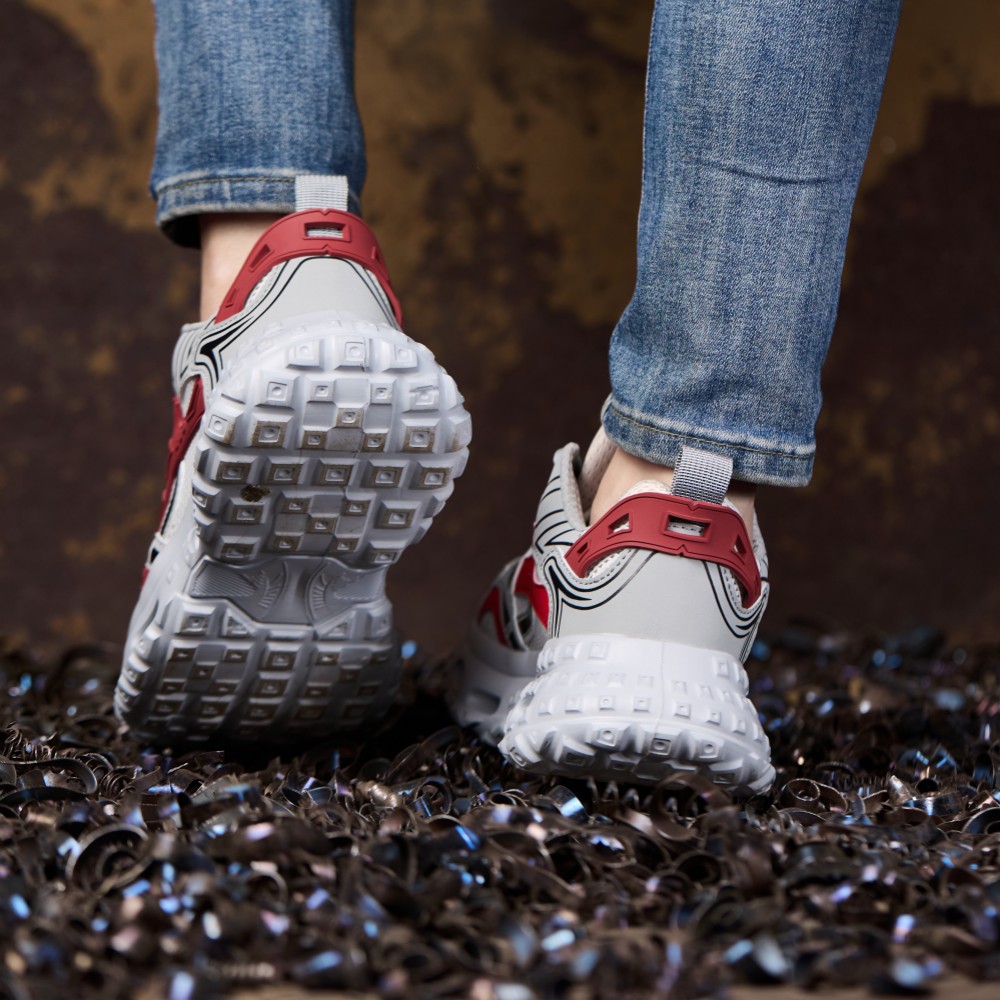 GRIP-TREAD OUTSOLE