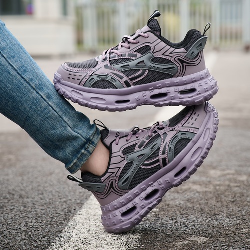 BREATHABLE MESH UPPER