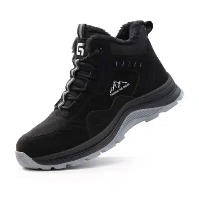 Black insulated safety boot front angle